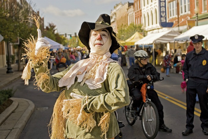 Pumpkinfest festivals in Franklin, TN, family events and activities for kids, restaurants, shopping, entertainment, music and fun things to do in downtown Franklin.
